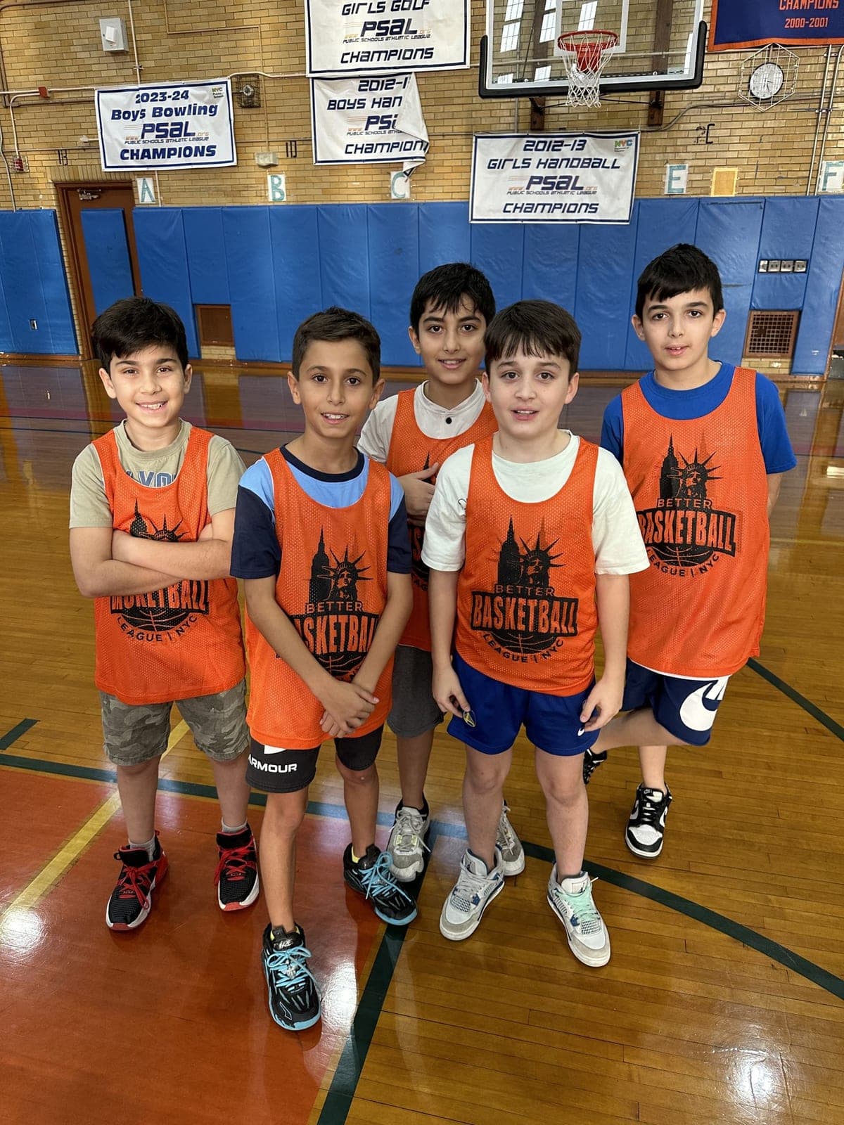 A group of BBL NYC players together on the court after a Sunday session